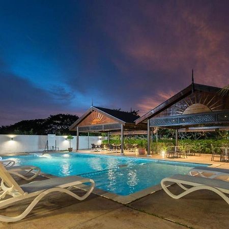 Riverra Inn Langkawi Kuah Exteriör bild