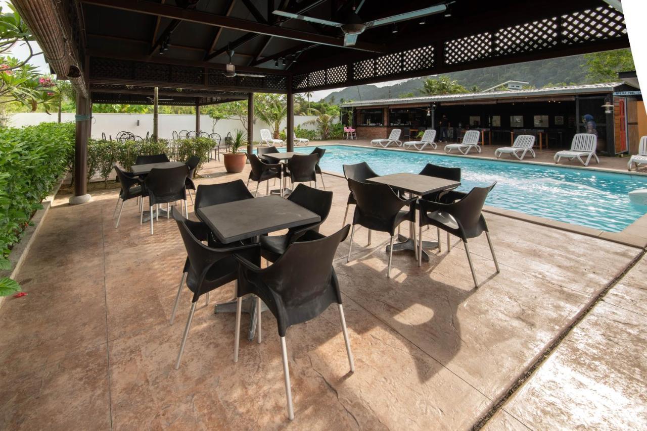 Riverra Inn Langkawi Kuah Exteriör bild