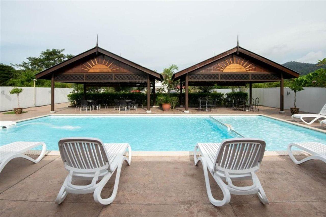 Riverra Inn Langkawi Kuah Exteriör bild
