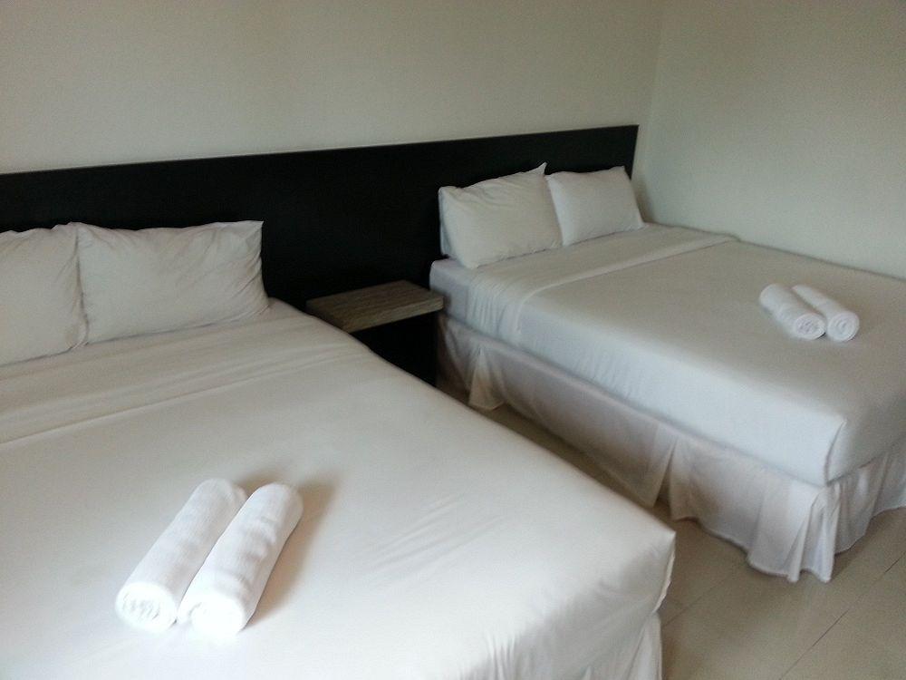 Riverra Inn Langkawi Kuah Exteriör bild