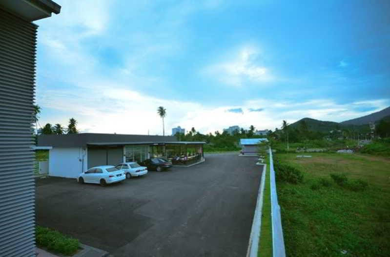 Riverra Inn Langkawi Kuah Exteriör bild